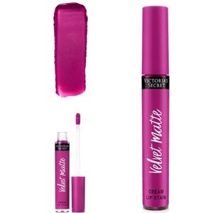 Victoria’s Secret Matte Lip Stain Scandalous